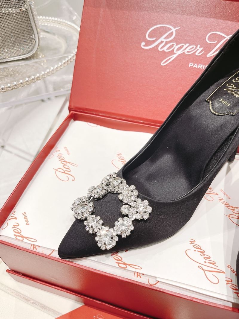 Roger Vivier flat shoes